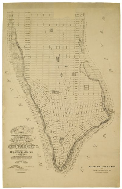 Mapa que muestra la marca de agua alta y baja y las concesiones originales de la ciudad de terrenos bajo el agua hechas a varias partes desde 1686 hasta 1873, extendiéndose desde Battery hasta la Calle Cincuenta y Uno, Judson y East Rivers de American School